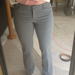 Express Women's Light Gray Straight Leg Pants size 6s